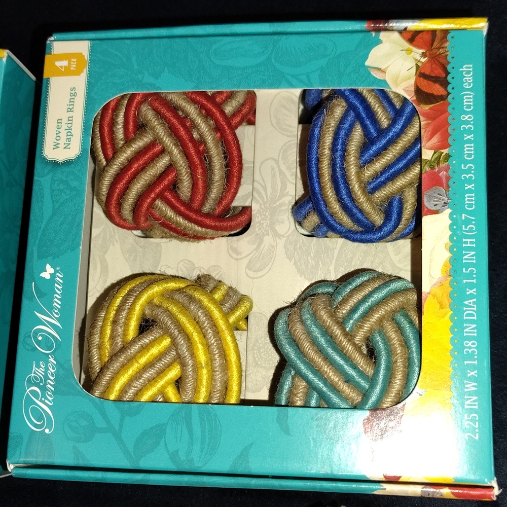 ✨ Pioneer Woman 2 Packs of Rope Rings. No Napkins